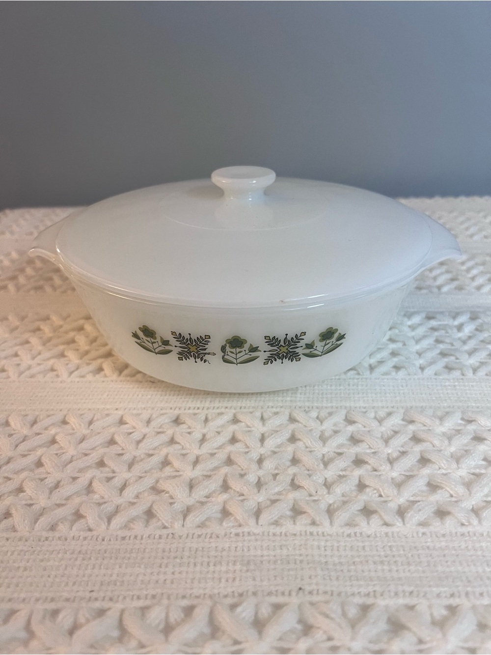ANCHOR HOCKING Fire-King 1 Quart CASSEROLE w/LID #436 MILK GLASS USA VINTAGE